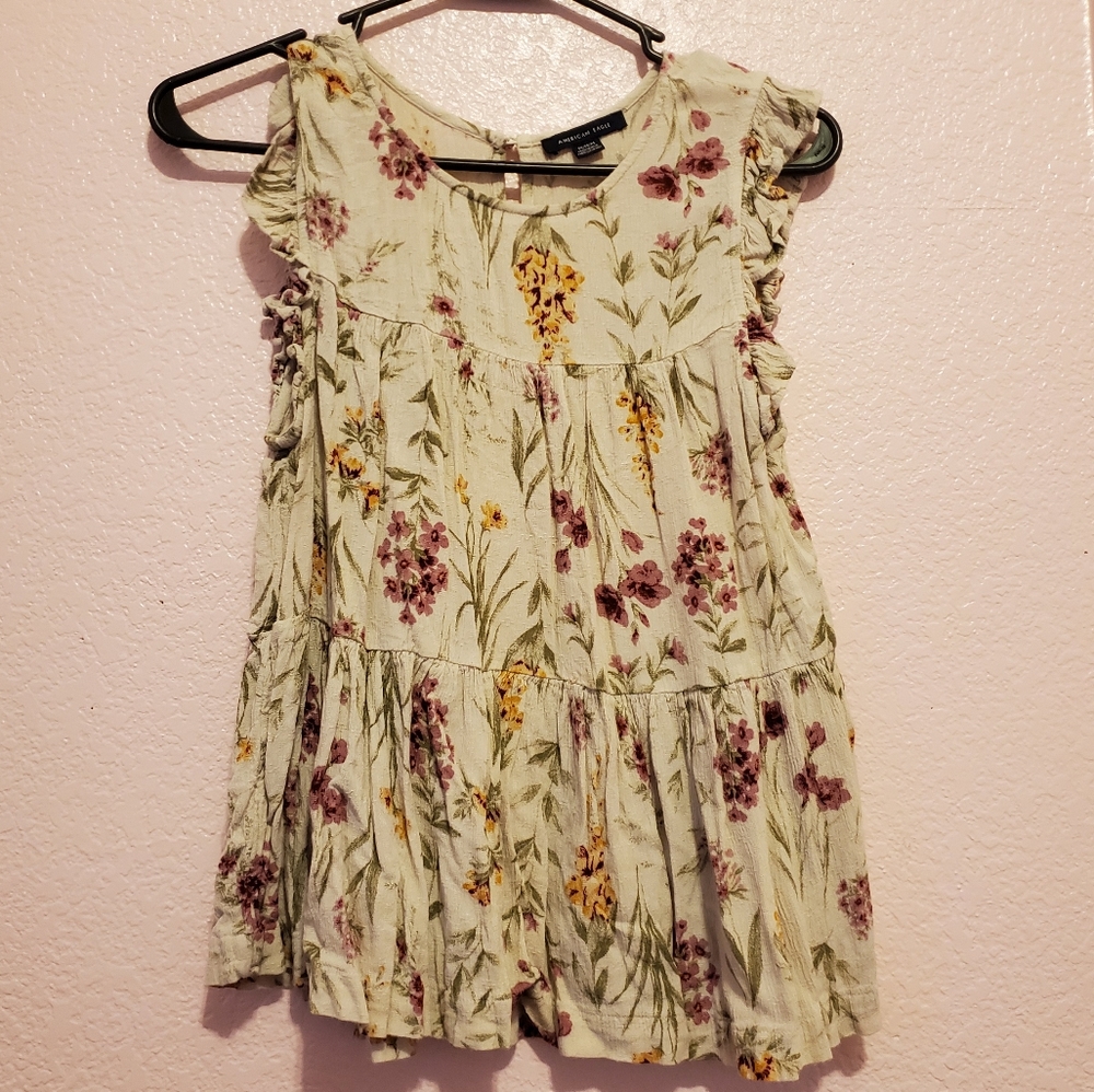 American Eagle Floral blouse